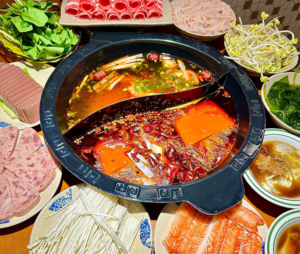 重庆火锅红油锅底、鸳鸯锅底